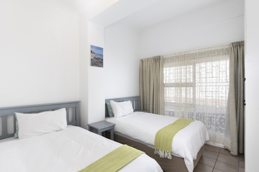 To Let 2 Bedroom Property for Rent in Strand South Western Cape